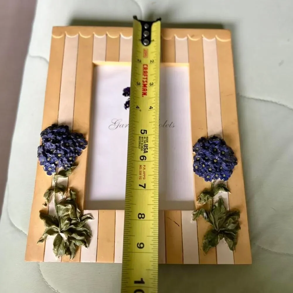 VTG Yellow Striped Floral Cottage Rustic Retro Frame Purple Flowers